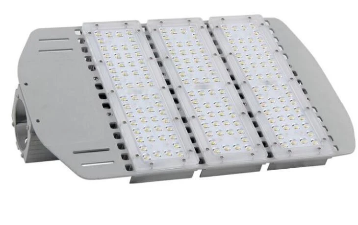 Dobra cijena 120W150W 5500K IP65 LED ulična svjetiljka sa meanwell drajverom 5 godina garancije